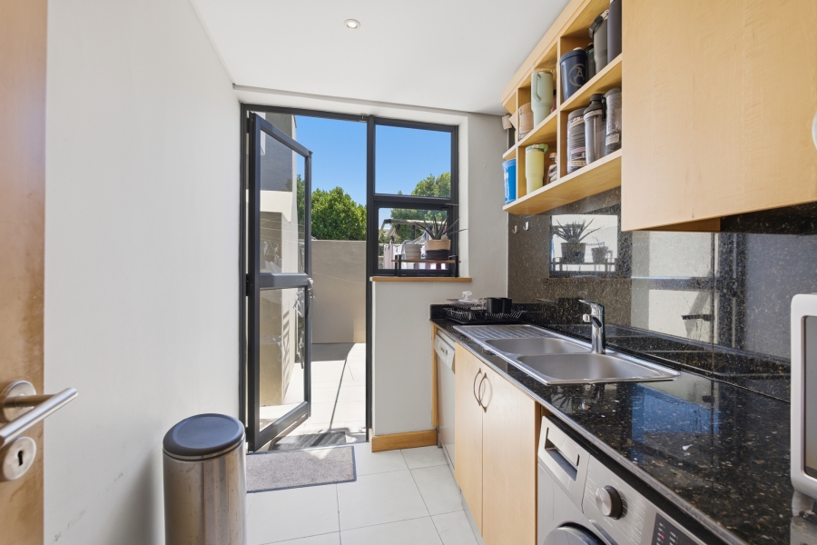 To Let 3 Bedroom Property for Rent in Sunset Links Western Cape